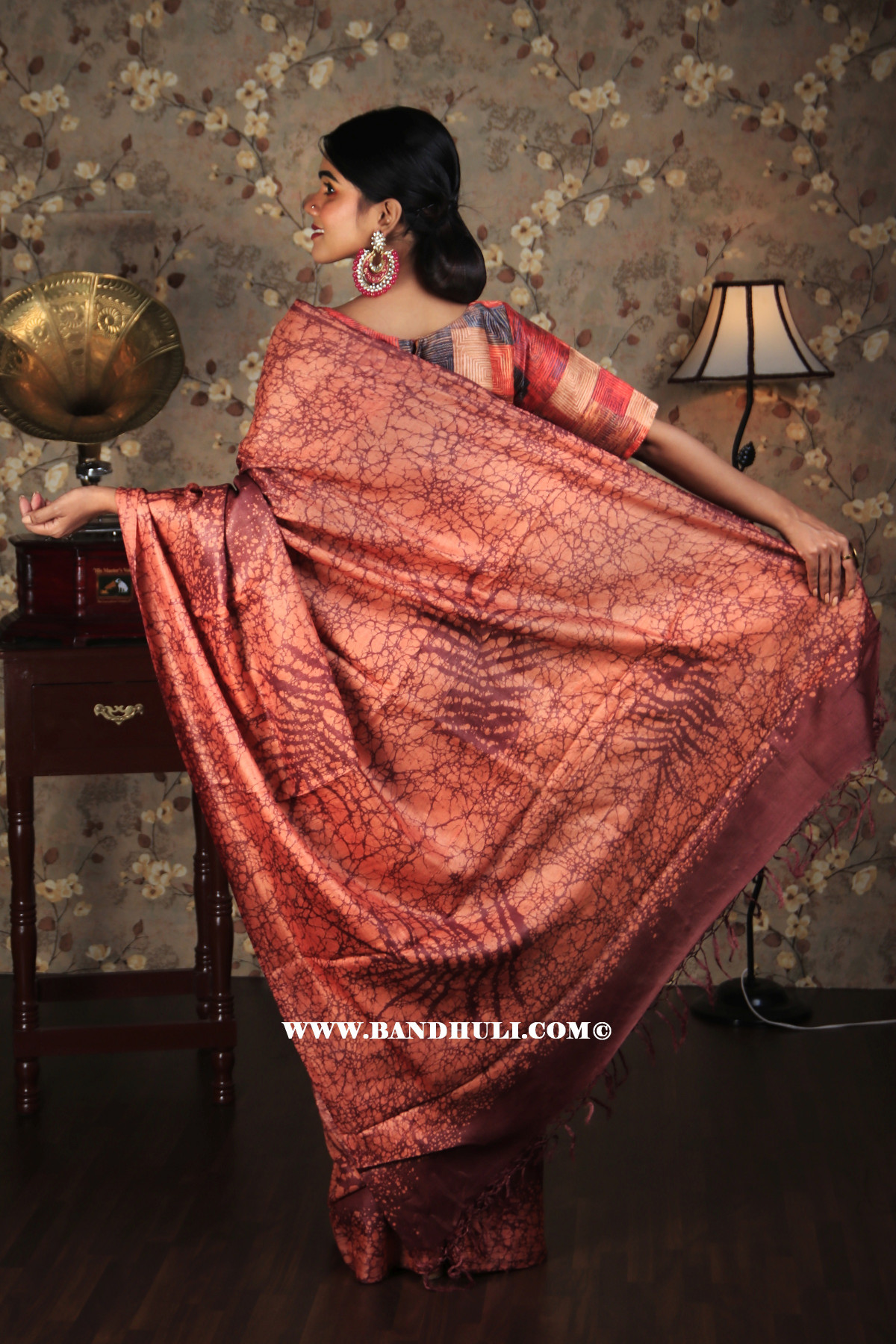 Hand paint Indonesian pattern Wax Batik